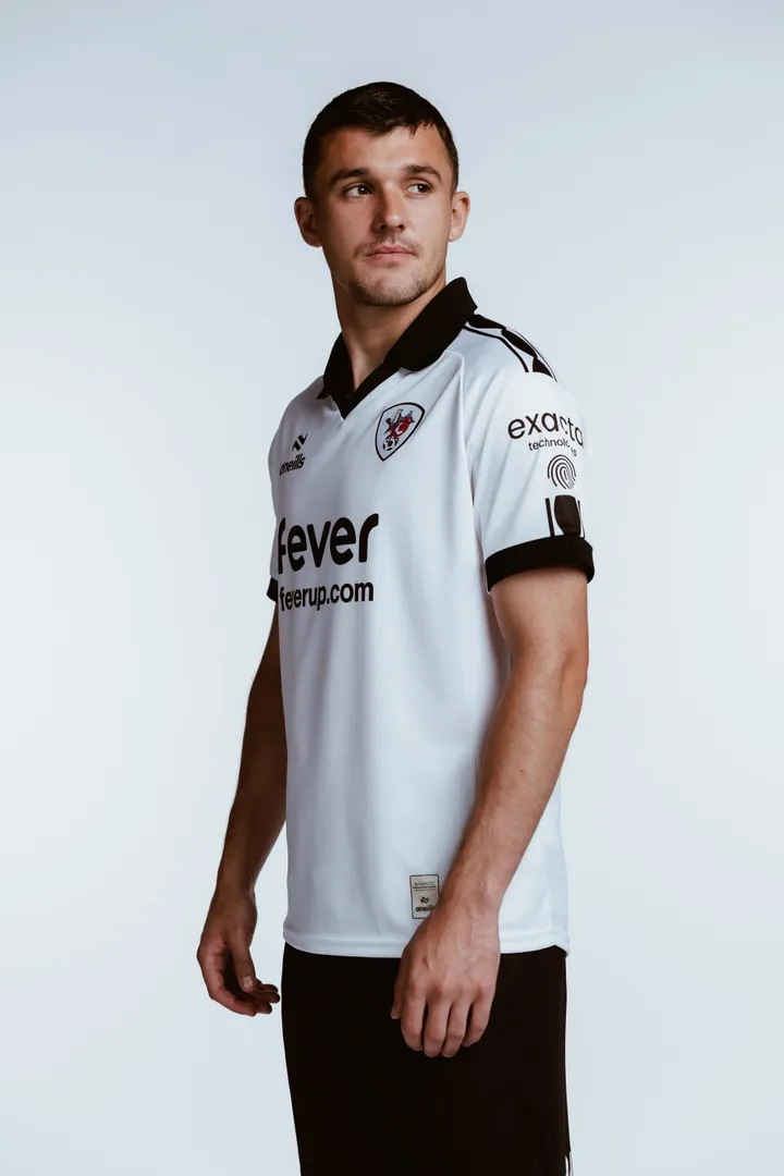 Portrait of Jason Knight